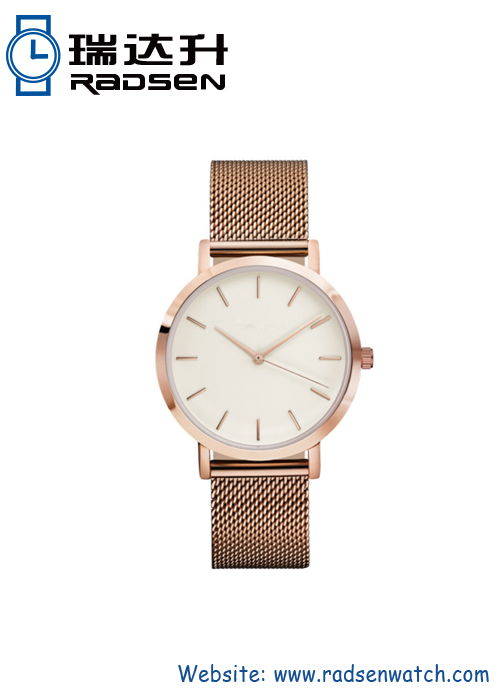 Reloj de malla de oro rosa